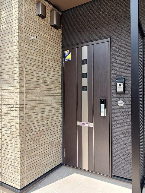 ヒカルサ熊谷肥塚Ⅰ（203） 玄関