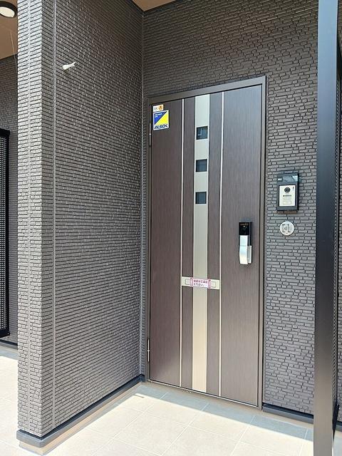 ヒカルサ熊谷肥塚Ⅰ（202） 玄関