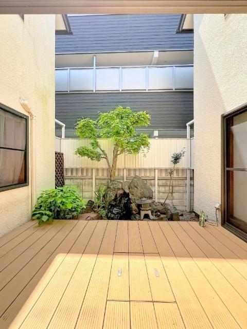 神明町2丁目貸家 庭