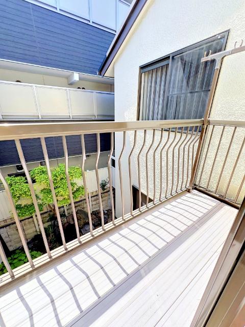 神明町2丁目貸家 バルコニー