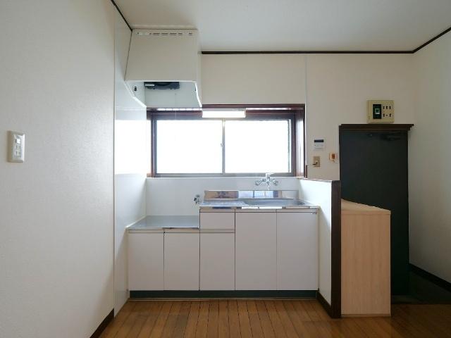 美土里町大谷荘（1） キッチン