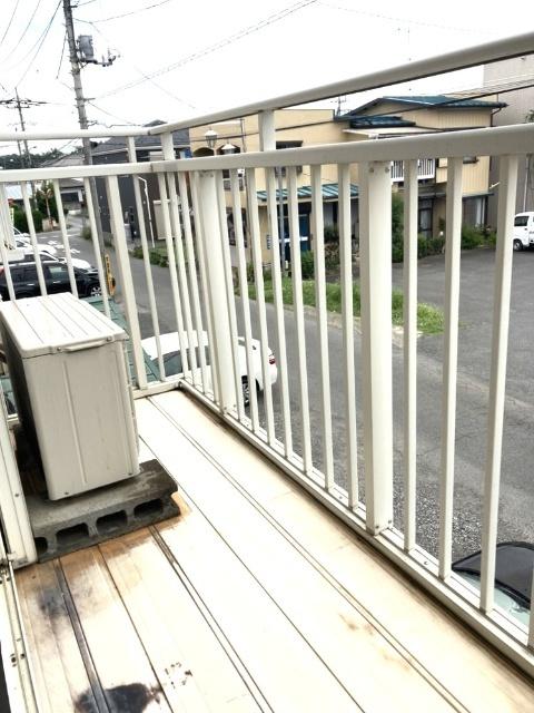 クレセンス若松B（202） バルコニー