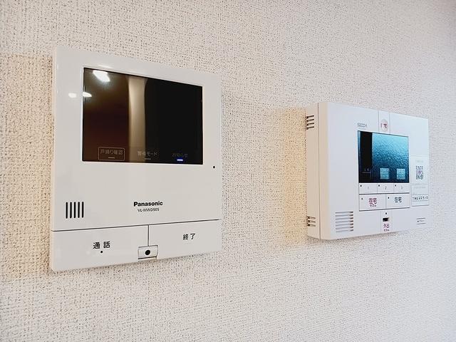 ルシェロ２（103） 駐車場