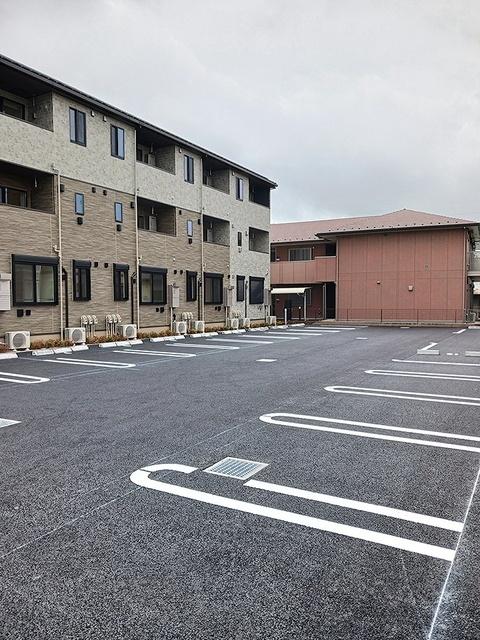ミルト　ブリッサ　大原（101） 駐車場