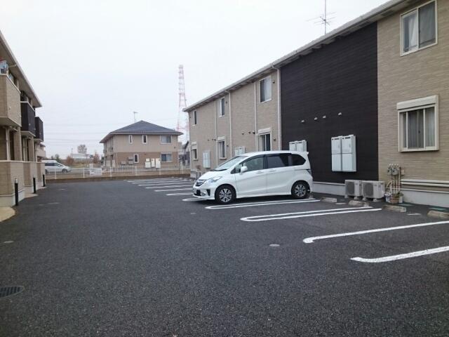 カルムメゾンⅠ（101） 駐車場