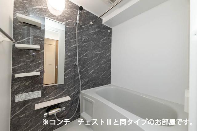 ヒカルサ熊谷久下ウエスト（102） バス／シャワー
