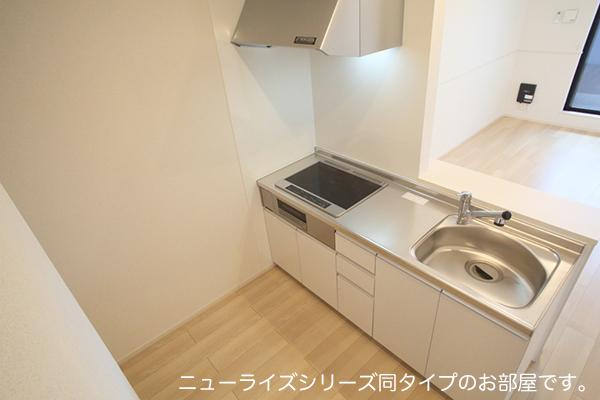 ヒカルサ深谷ウエスト（202） キッチン