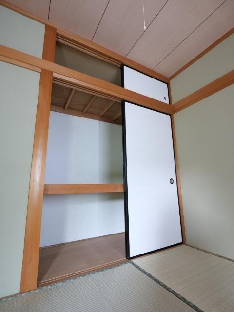 アメニティー小川（203） 収納