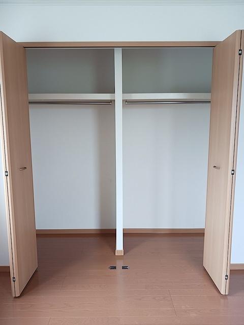 クレメントガーデン　アムール（101） 収納