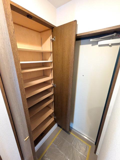 グリーンパレス（305） 玄関