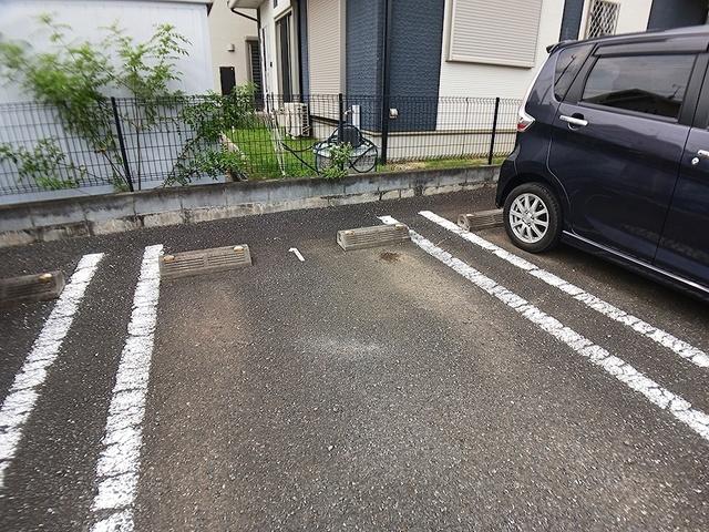 ヴィオラ　パーク（102） 駐車場