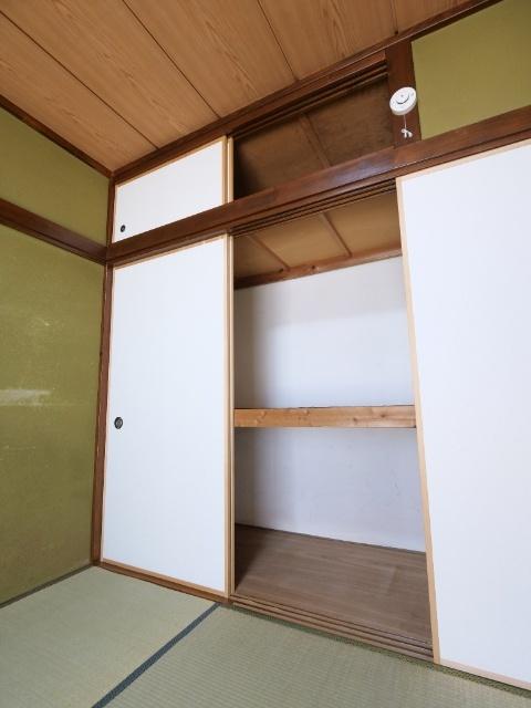 美土里町大谷荘（1） 収納