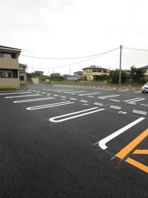 フリーデ　Ａ（204） 駐車場