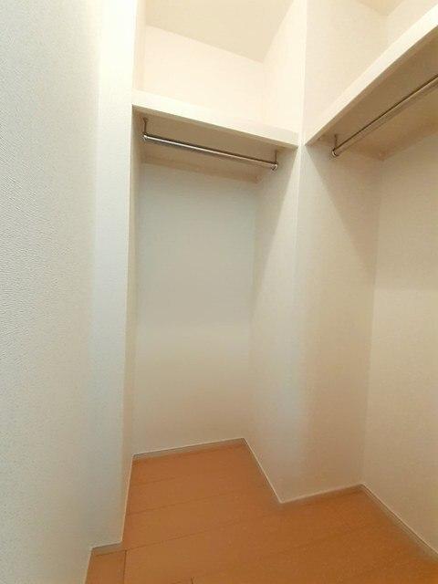 ウイングリバーⅡ（101） 収納