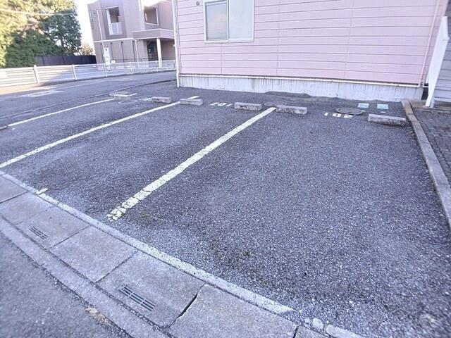 ヴィレッジトミタＢ（204） 駐車場