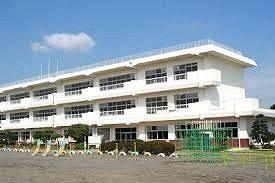 岡部西小学校：1200m