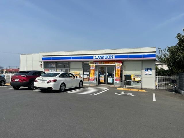 ローソン：900m