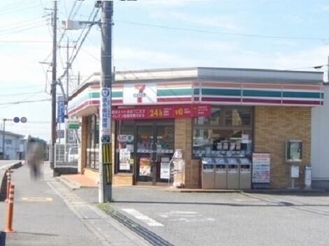 セブンイレブン鴻巣宮前店：1300m