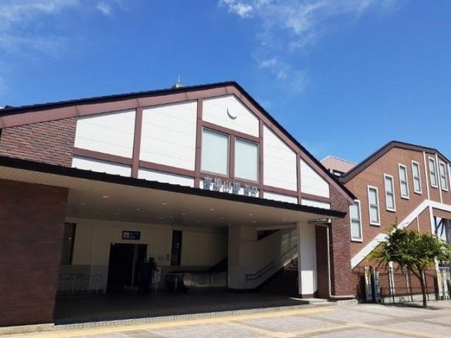 東松山駅西口：1400m