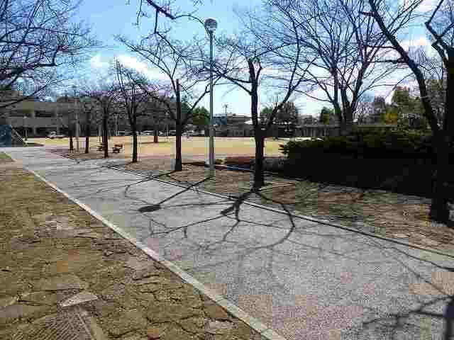 城址公園：900m