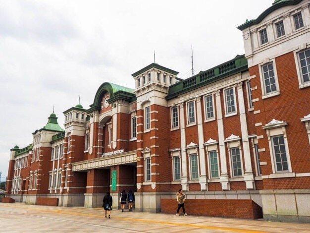 深谷駅：1300m