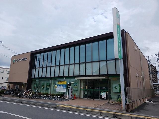 埼玉りそな銀行　籠原店：1300m