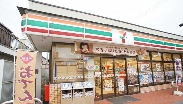 セブンイレブン毛呂山岩井店：600m