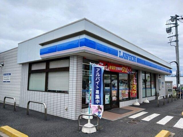 ローソン川本店：610m