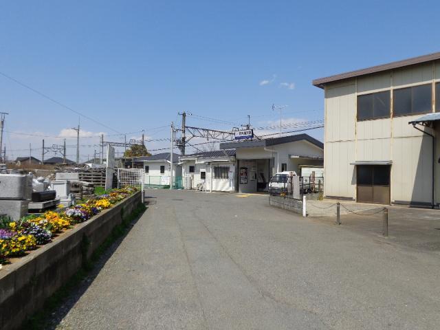 武州唐沢駅(東武　越生線)：561m