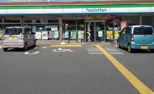 セブンイレブン　つきのわ駅店：3000m