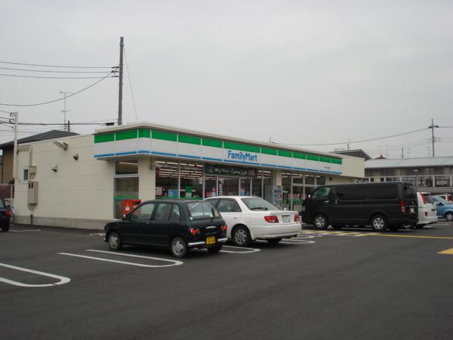 ファミリーマート　熊谷新堀店：65m