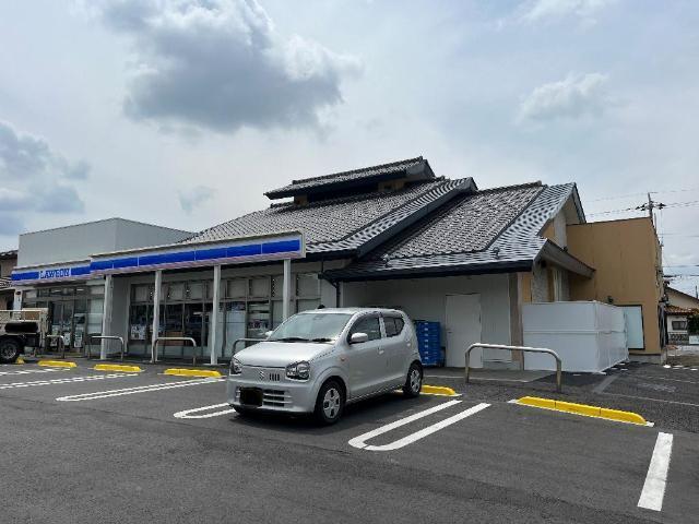 ローソン　坂戸中富町：100m