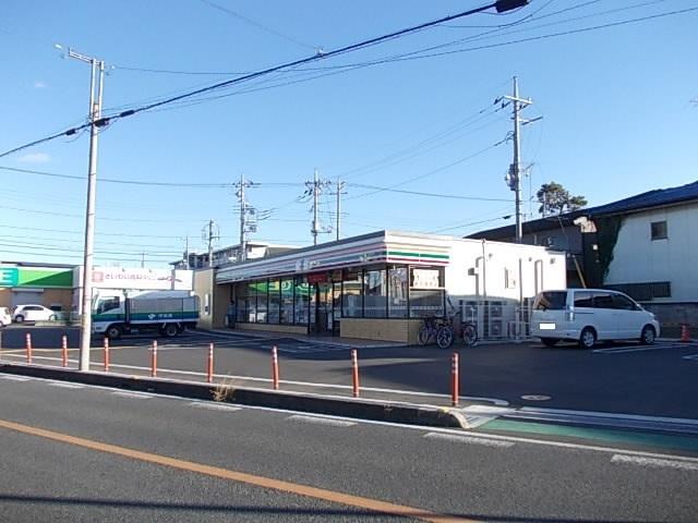 セブンイレブン幸町店：530m