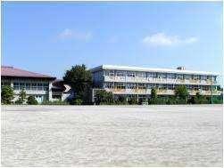 東松山市立市の川小学校：1137m