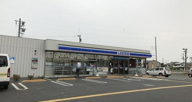 ローソン鎌塚北店：700m
