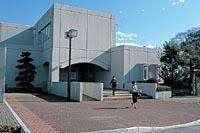 滑川町立図書館：2368m