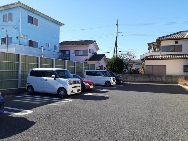 シーマ・コート　本郷（103） 駐車場