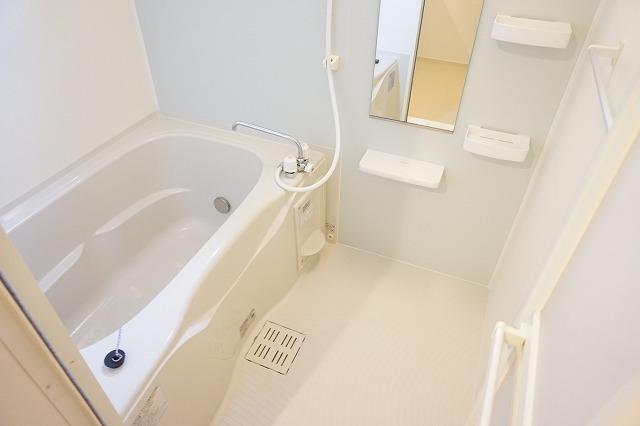 カーサ・リオハ　Ｃ（102） バス／シャワー