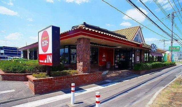ガスト 武蔵高萩店：600m