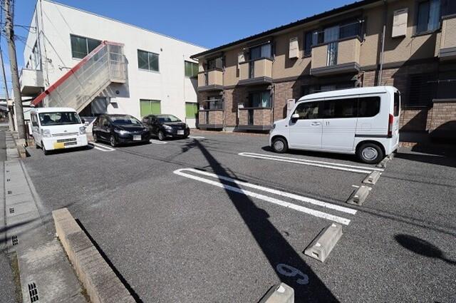 モナリエ富士見（103） 駐車場