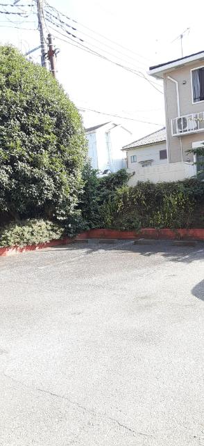 メゾンクレール（106） 駐車場