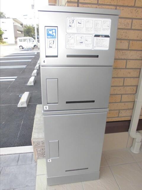 Ｄ-ｒｏｏｍ高坂弐番町（302） その他