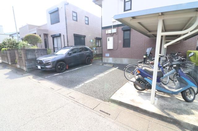 セントラル野口　Ｄ（102） 駐車場