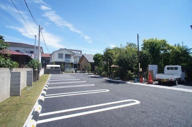 小川の杜Nakaiya　シャーメゾン（102） 駐車場