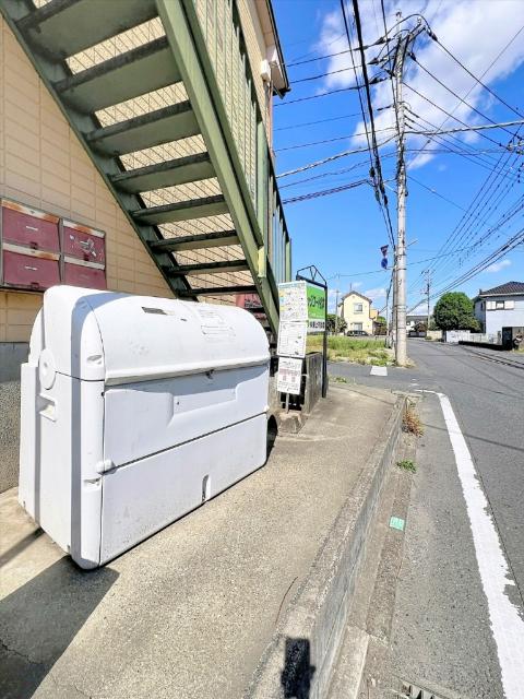 カレッジコート松本（107） エントランス