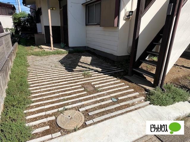 外駐車場新設しました！幅2.5ｍ奥行き4.7ｍ！