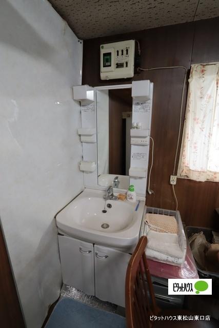東松山市下野本中古戸建 洗面