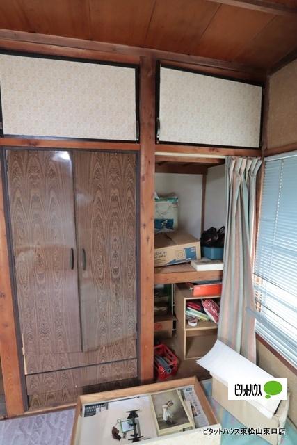 東松山市下野本中古戸建 玄関