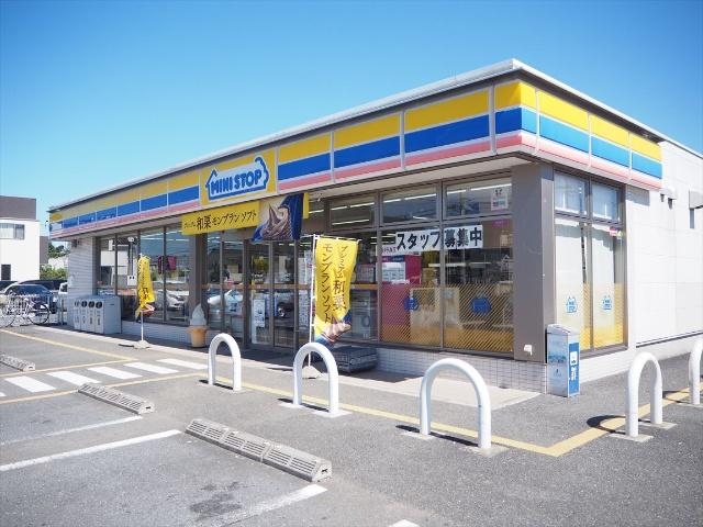 ミニストップ滑川月輪店