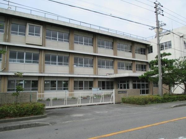 西尾市立白浜小学校：626m